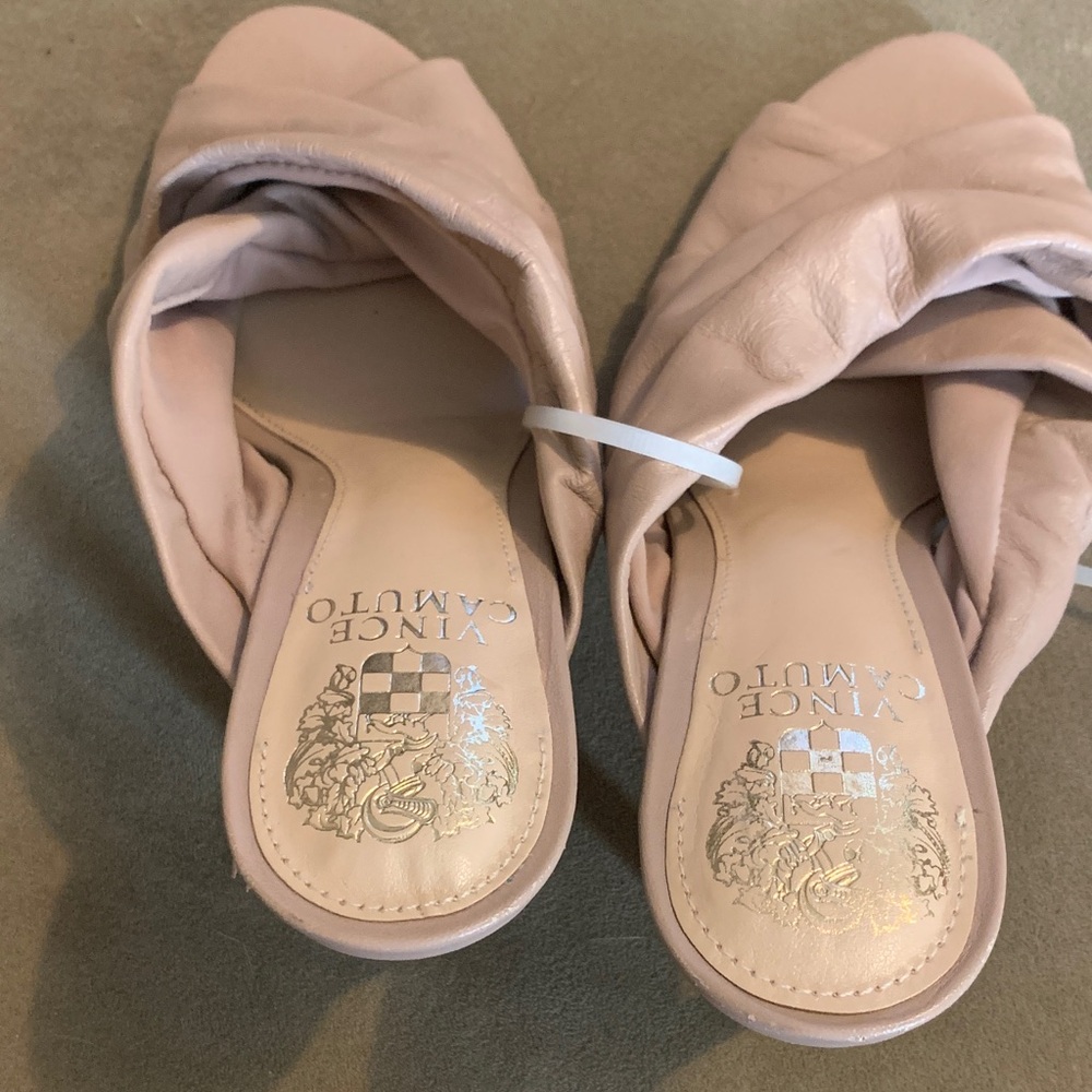Vince Camuto Women's Beige Heels - Picture 3 of 9